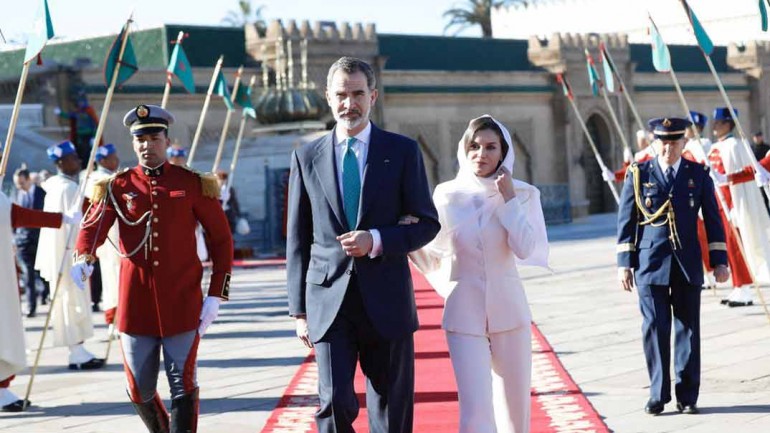 La reina Letizia celebra San Valentín con el traje de su pedida de mano