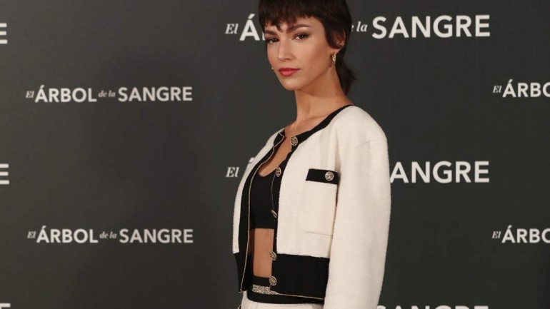 Úrsula Corberó o Dua Lipa… ¿Quién lo lleva mejor?