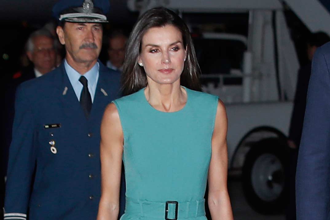 La reina Letizia, de estreno, a su llegada a Argentina