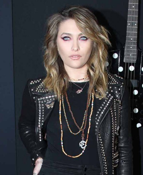 Paris Jackson reaparece tras salir a la luz que no es hija de Michael Jackson