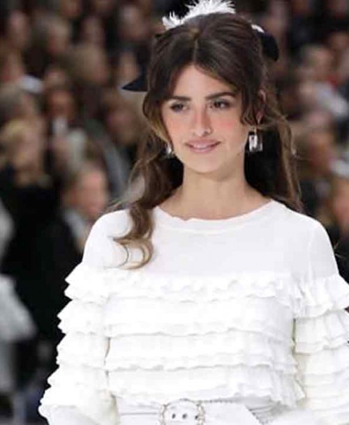 Penélope Cruz desfila para Chanel