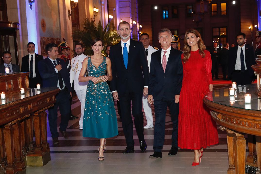 Los Reyes Felipe y Letizia con el Presidente de Argentina y su esposa - Cena Gala Buenos Aires © Casa S.M. El Rey