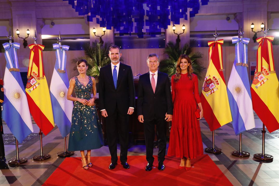 Los Reyes Felipe y Letizia con el Presidente de Argentina y su esposa - Cena Gala Buenos Aires © Casa S.M. El Rey