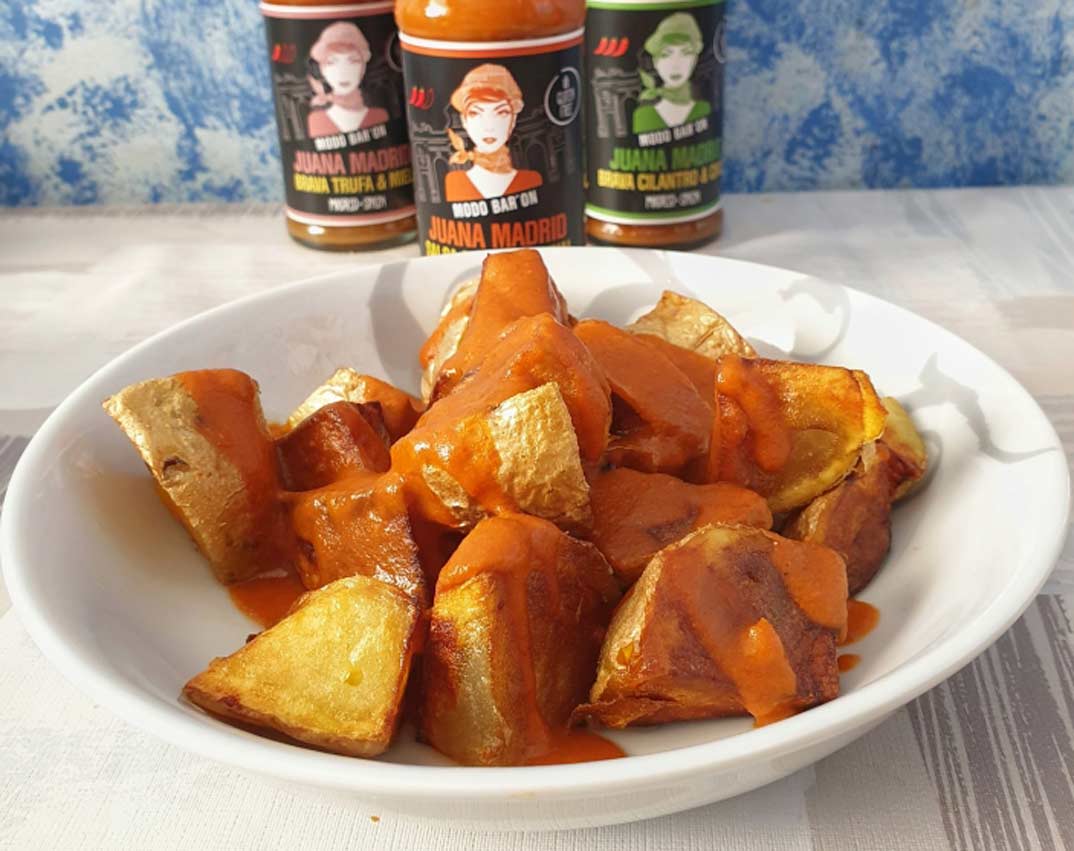 Juana-Madrid-Patatas-Bravas-Divinos-Sabores