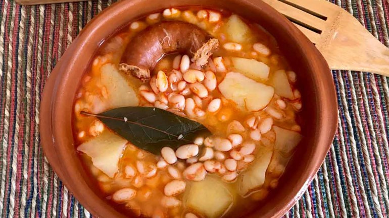 Alubias blancas con chorizo