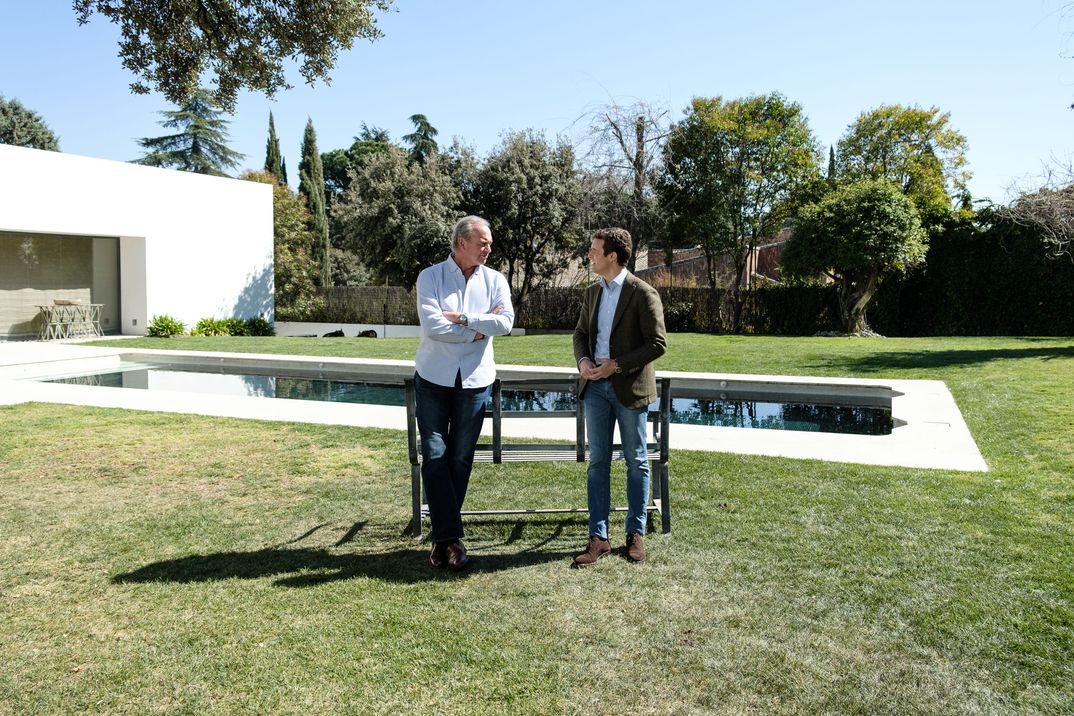 Bertín Osborne y Pablo Casado - Mi Casa es la Tuya © Mediaset