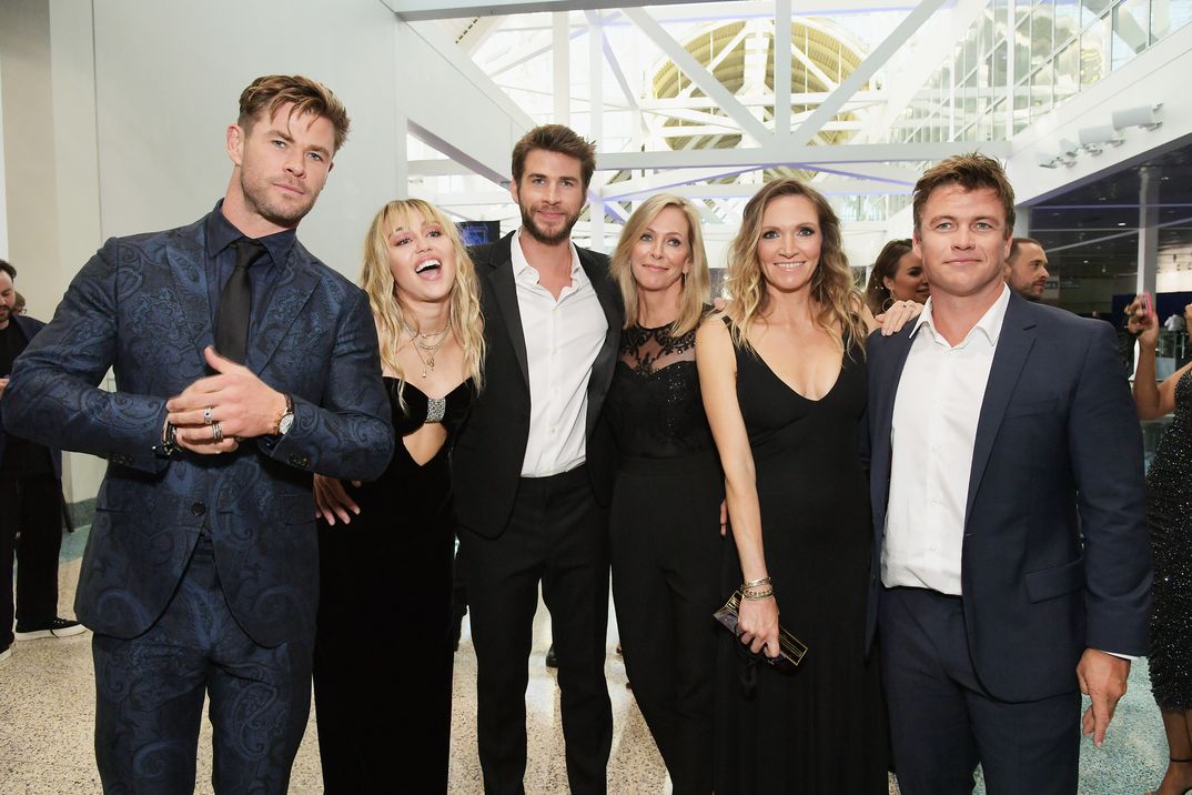 Chris Hemsworth con su familia - Vengadores : Endgame - Estreno Los Ángeles