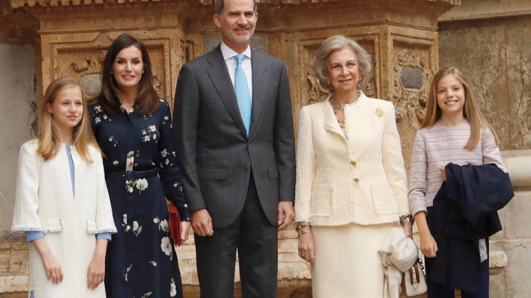 Las mejores imágenes de la Familia Real en la tradicional Misa de Pascua