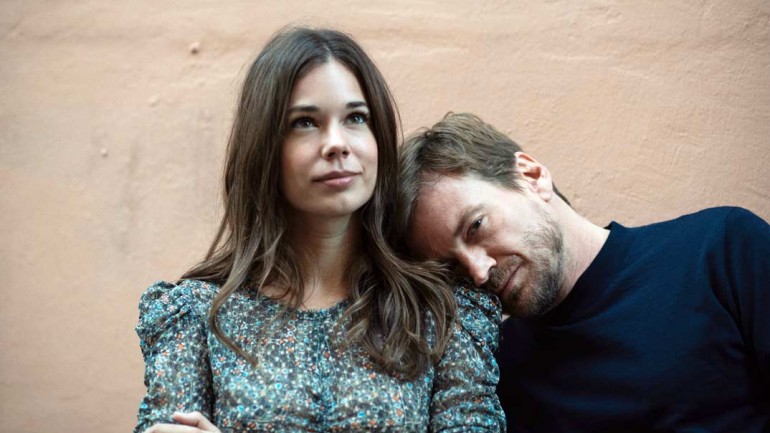 Laia Costa y Guillermo Pfening protagonistas de «Foodie Love», la serie de Isabel Coixet