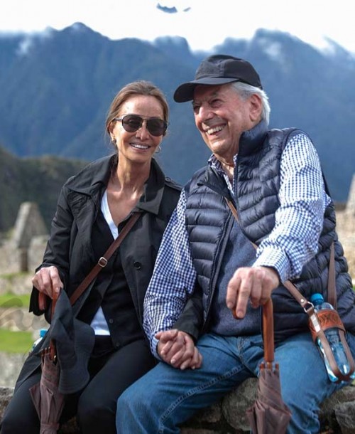 Isabel Preysler se sincera, por primera vez, del difícil comienzo de su relación con Vargas Llosa