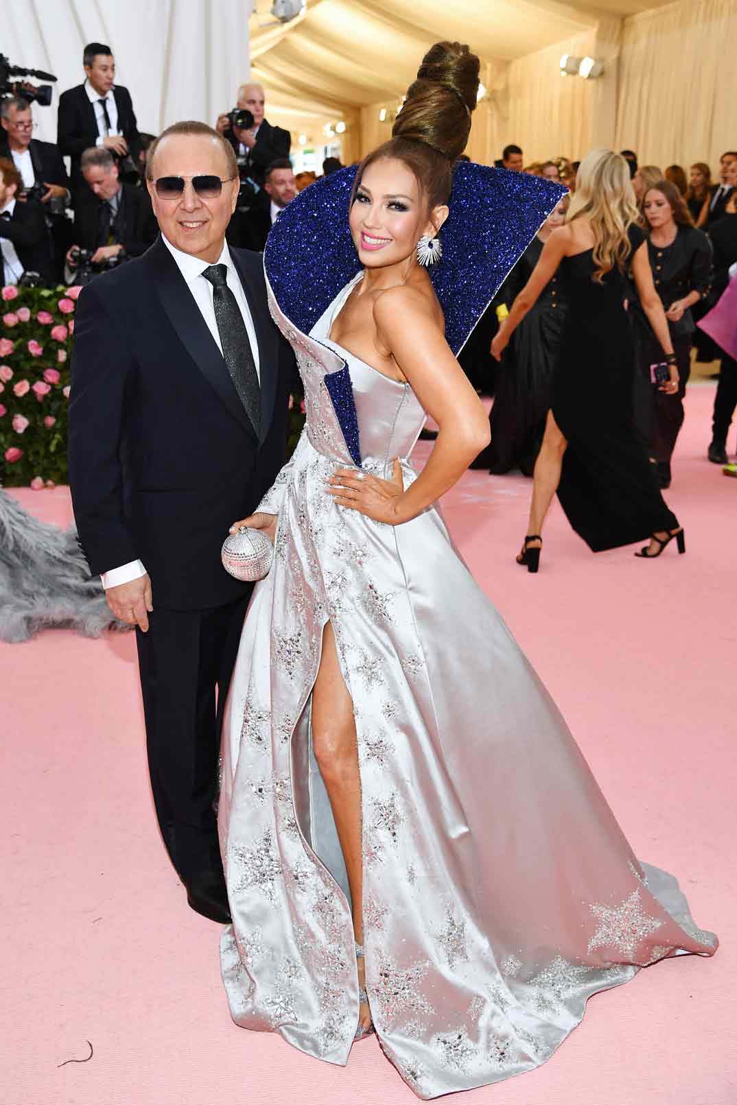 Thalia y Tony Mottola - Gala Met 2019 © Tommy Hilfiger