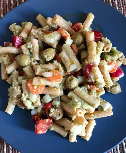 Ensalada de pasta de lentejas