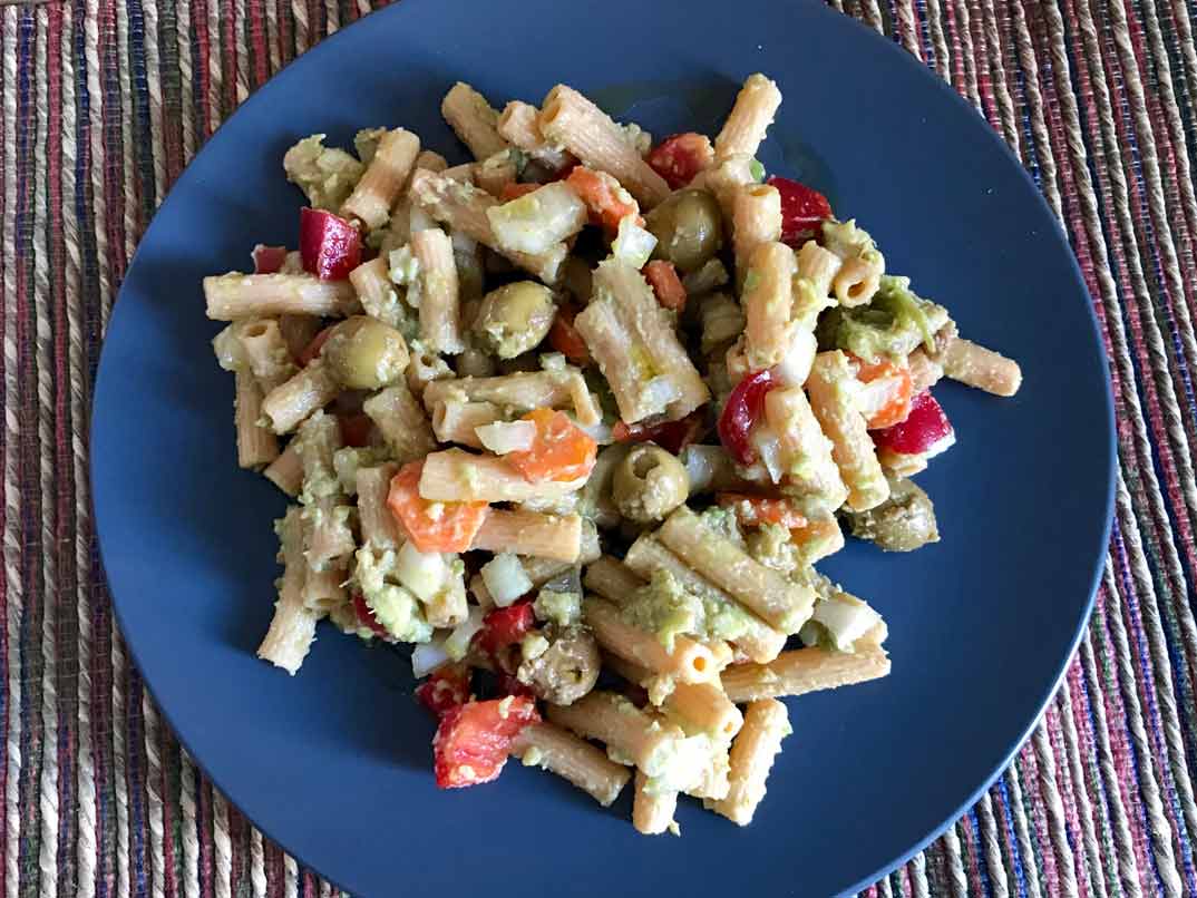 Ensalada de pasta de lentejas