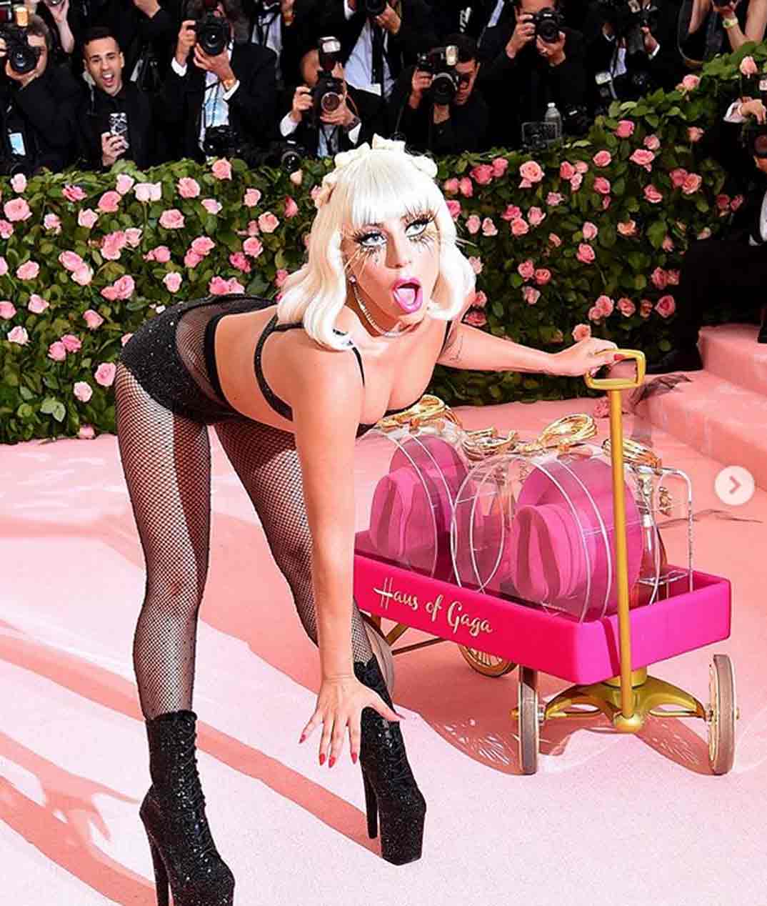 gala-met-lady-gaga-3