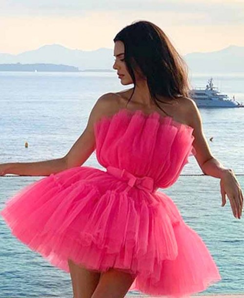 Kendall Jenner, espectacular en Cannes con un diseño de Giambattista Valli x H&M