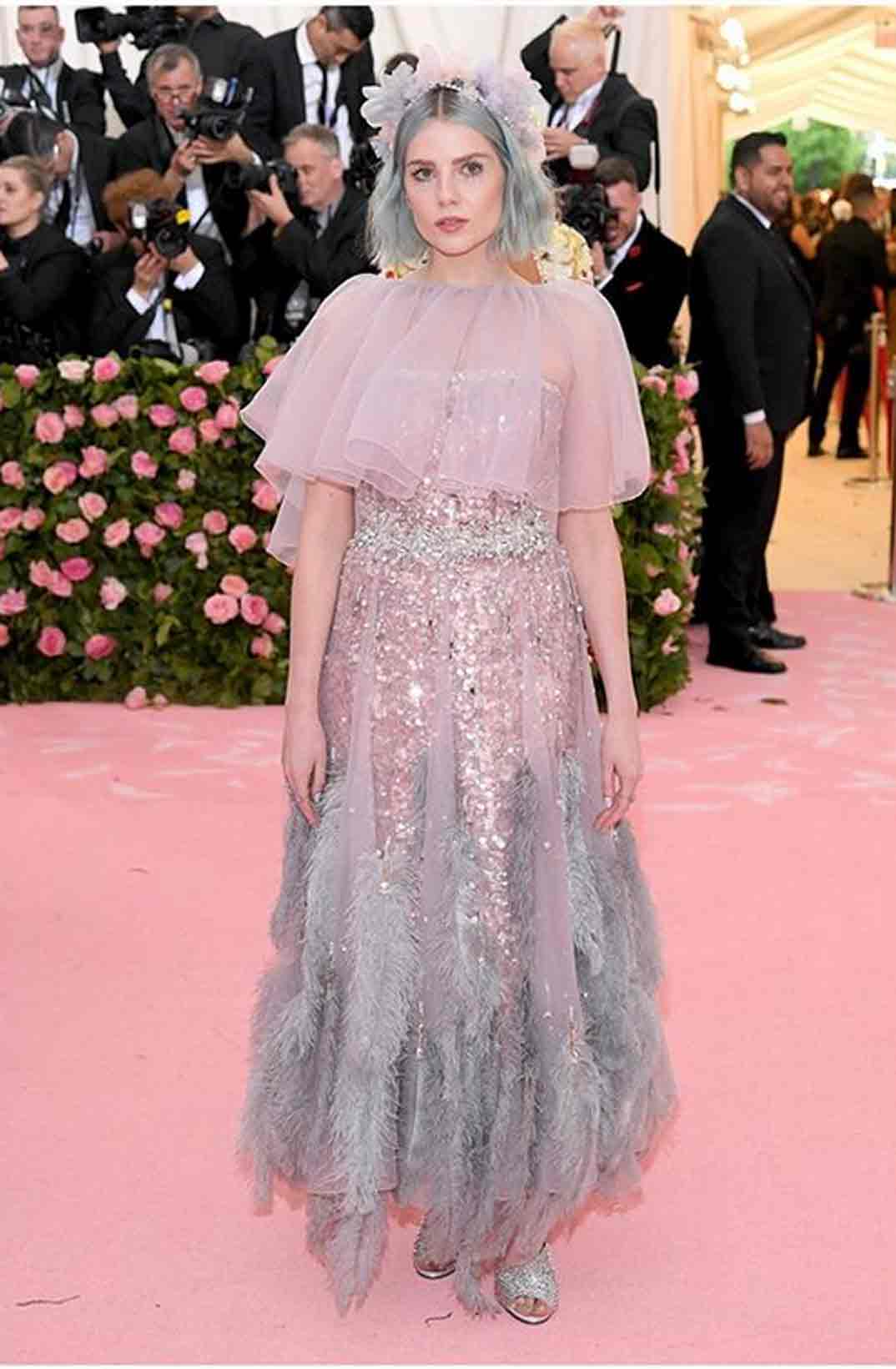 Lucy Boynton - Gala Met 2019 © Instagram / Prada