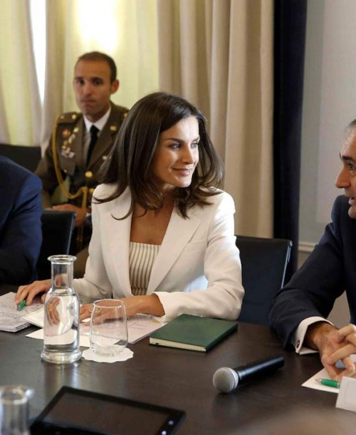 El blanco…. ¿El nuevo color preferido de la reina Letizia?