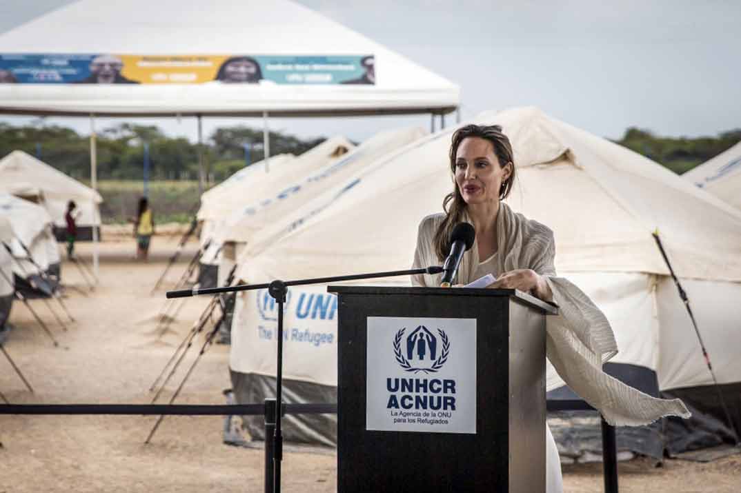 Angelina Jolie, solidaria con los más necesitados
