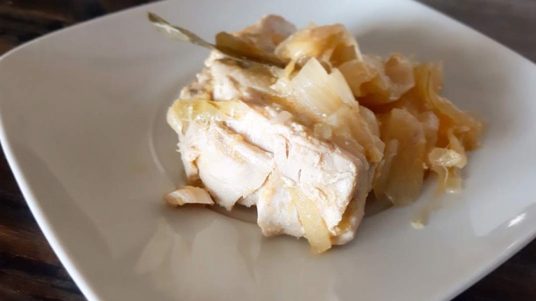 Morrillo de bonito encebollado