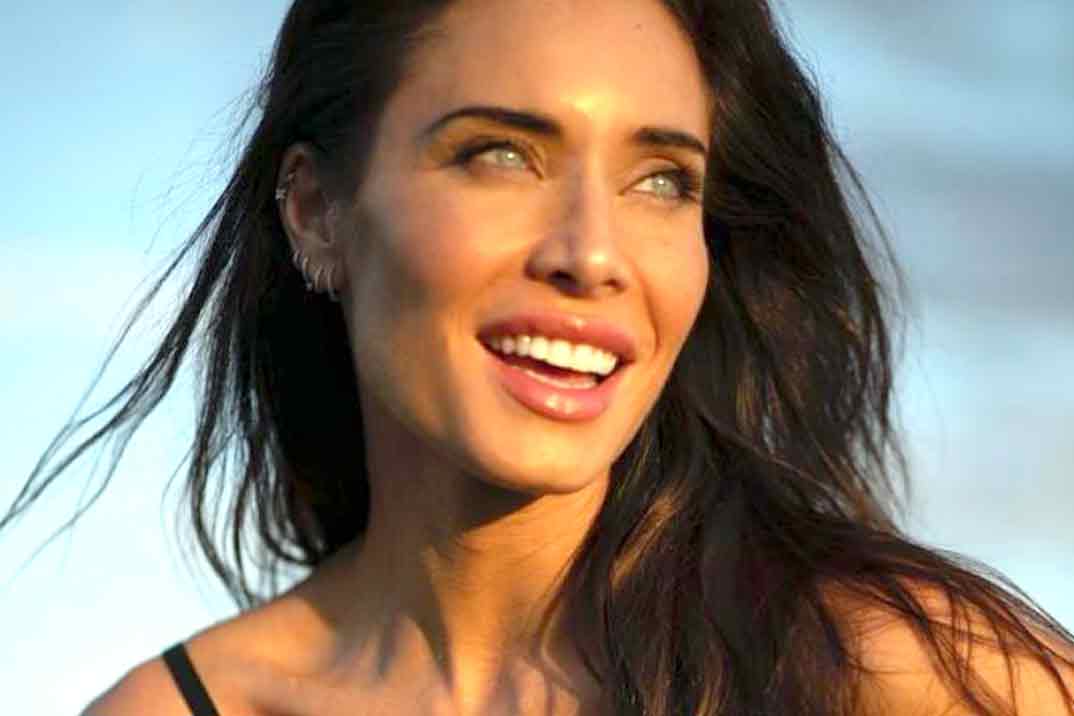 Pilar Rubio y su espectacular posado en bañador