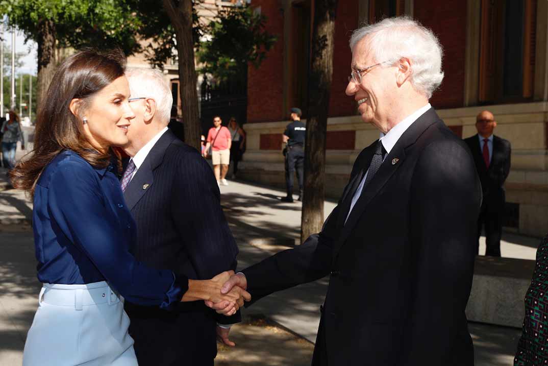 Reina Letizia - Sesión plenaria RAE - © Casa S.M. El Rey