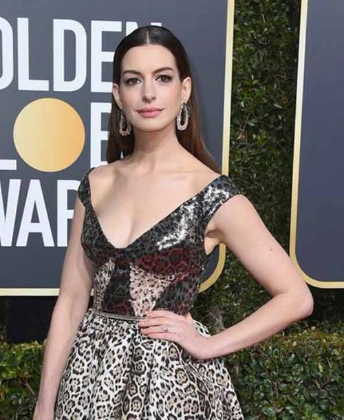 Anne Hathaway confirma su segundo embarazo