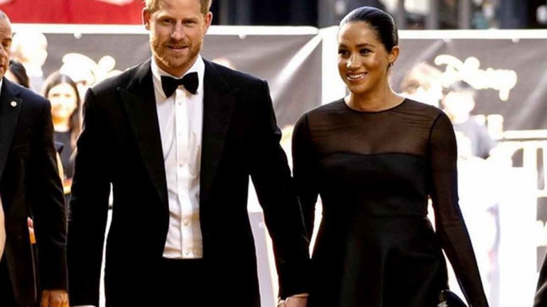 Meghan Markle vuelve a la alfombra roja en el estreno de «El rey León»