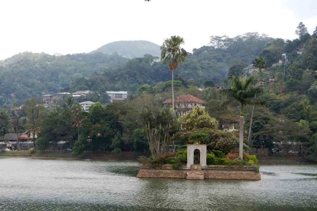 kandy-lago-2