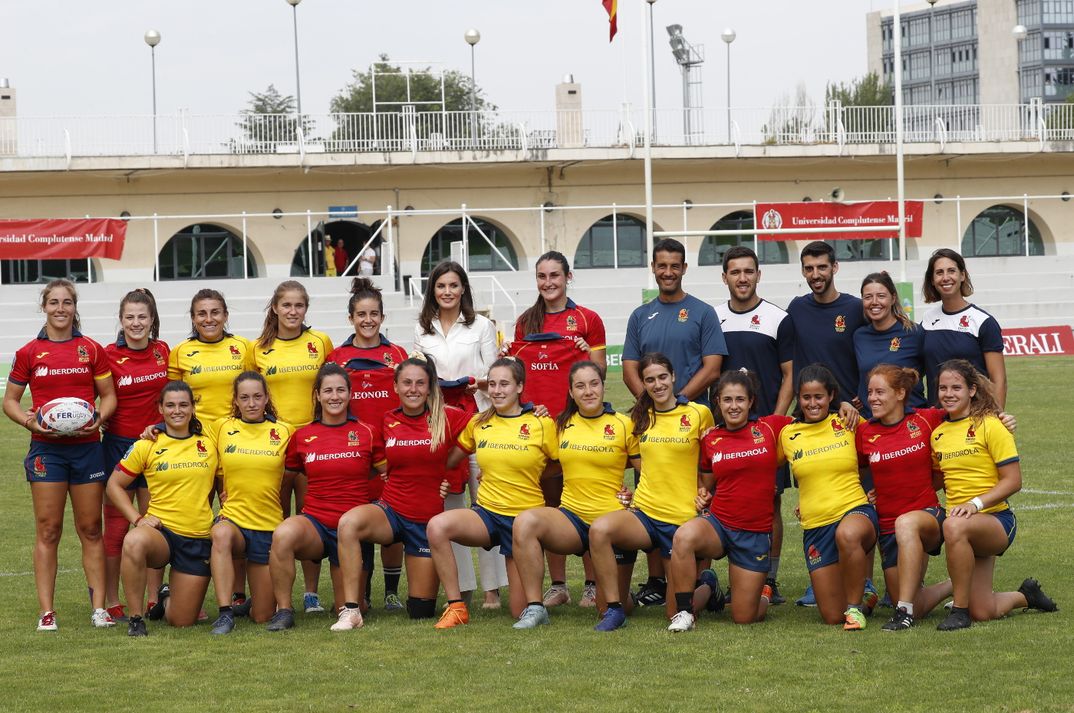 Reina Letizia - Entrenamiento de la “Selección Nacional Femenina de Rugby 7” © Casa S.M. El Rey