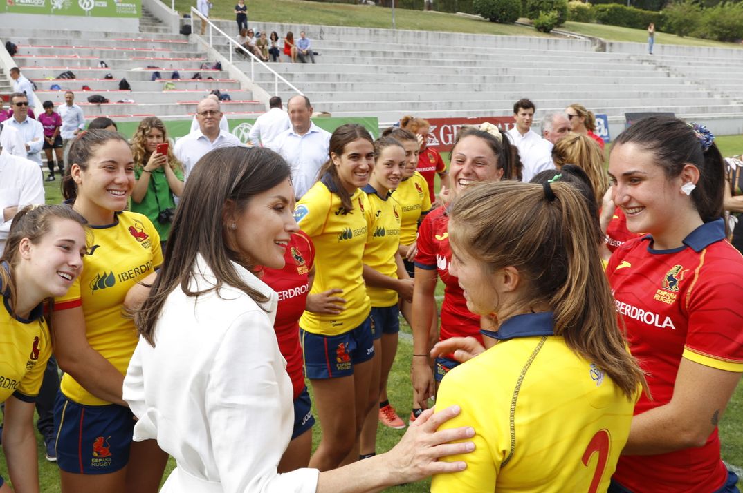 Reina Letizia - Entrenamiento de la “Selección Nacional Femenina de Rugby 7” © Casa S.M. El Rey