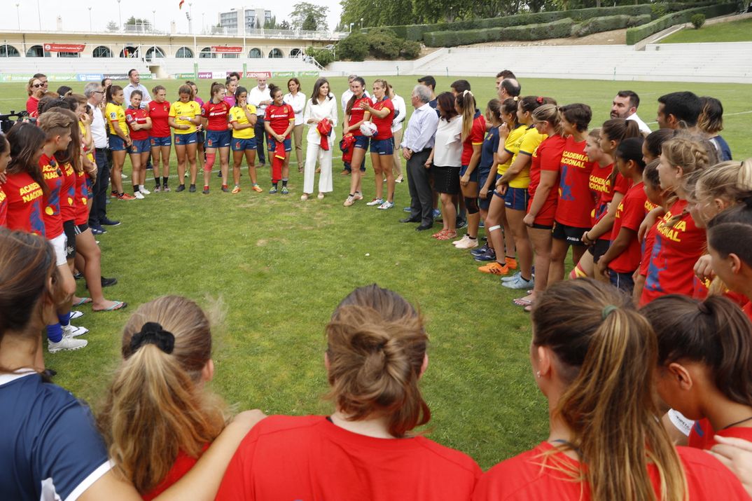 Reina Letizia - Entrenamiento de la “Selección Nacional Femenina de Rugby 7” © Casa S.M. El Rey