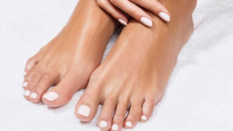 Pedicuras de verano para lucir con sandalias