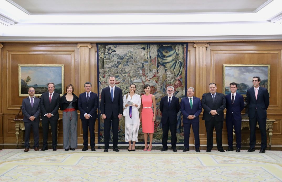 Los Reyes Felipe y Letizia durante la audiencia con la nadadora Ona Carbonell © Casa S.M. El Rey