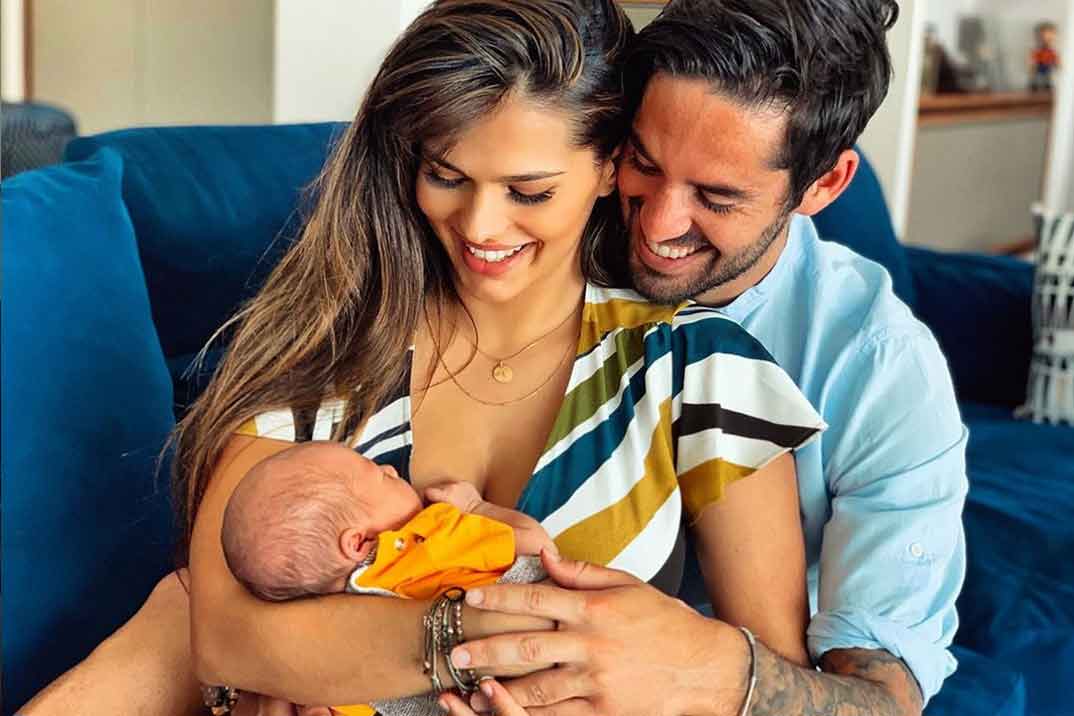 Sara Sálamo, Isco, Theo