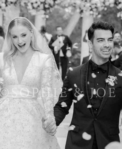 Así ha sido el espectacular vestido de novia de Sophie Turner