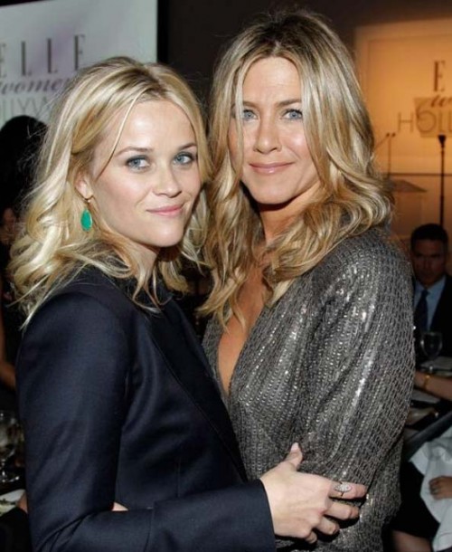 Jennifer Aniston y Reese Witherspoon traen de nuevo Friends a televisión