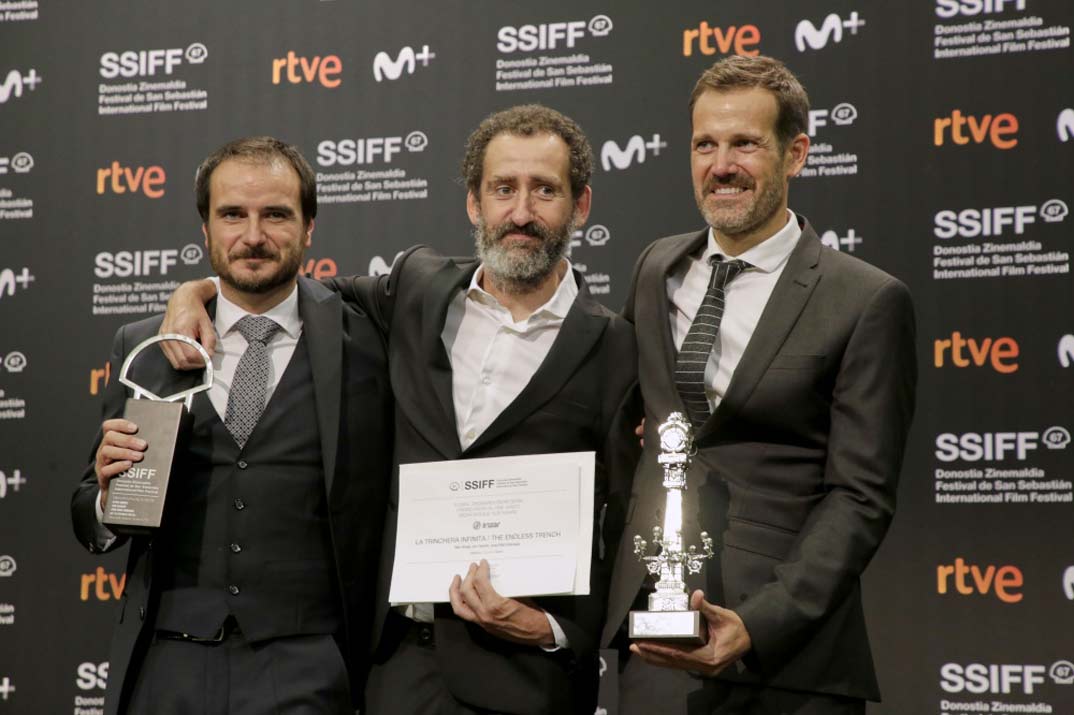 Aitor Arregi, Jon Garaño y Jose Mari Goenaga - Concha de Plata a la mejor dirección por ‘La trinchera infinita © Festival de Cine de San Sebastián 2019