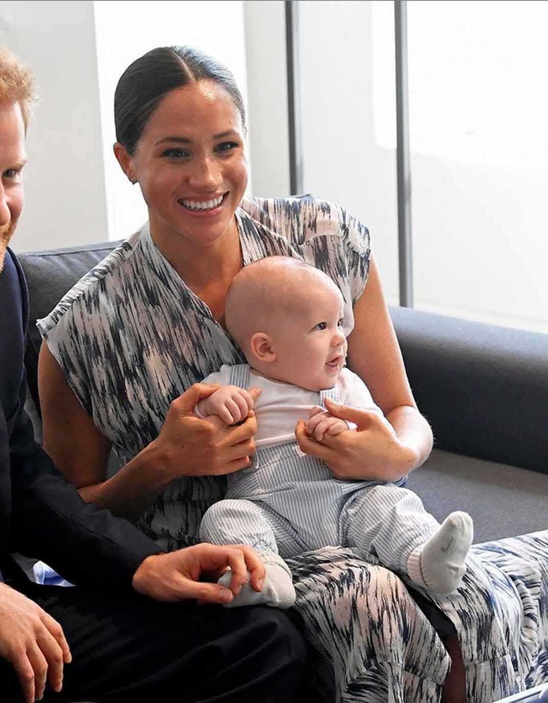 Los duques de Sussex con el pequeño Archie en Sudáfrica © sussexroyal/Instagram