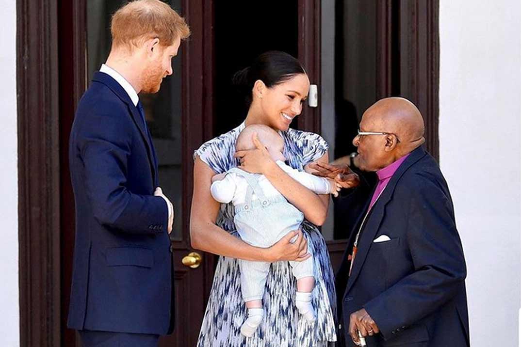 Los duques de Sussex con el pequeño Archie en Sudáfrica © sussexroyal/Instagram