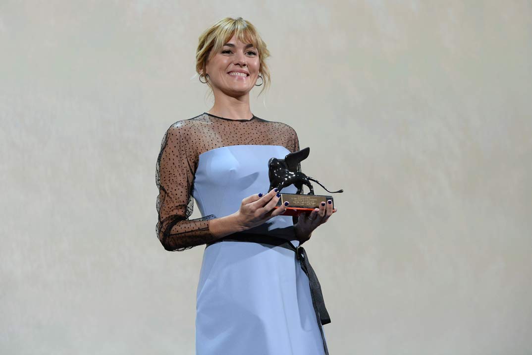 Marta Nieto premiada con el León de Oro en el Festival de Venecia