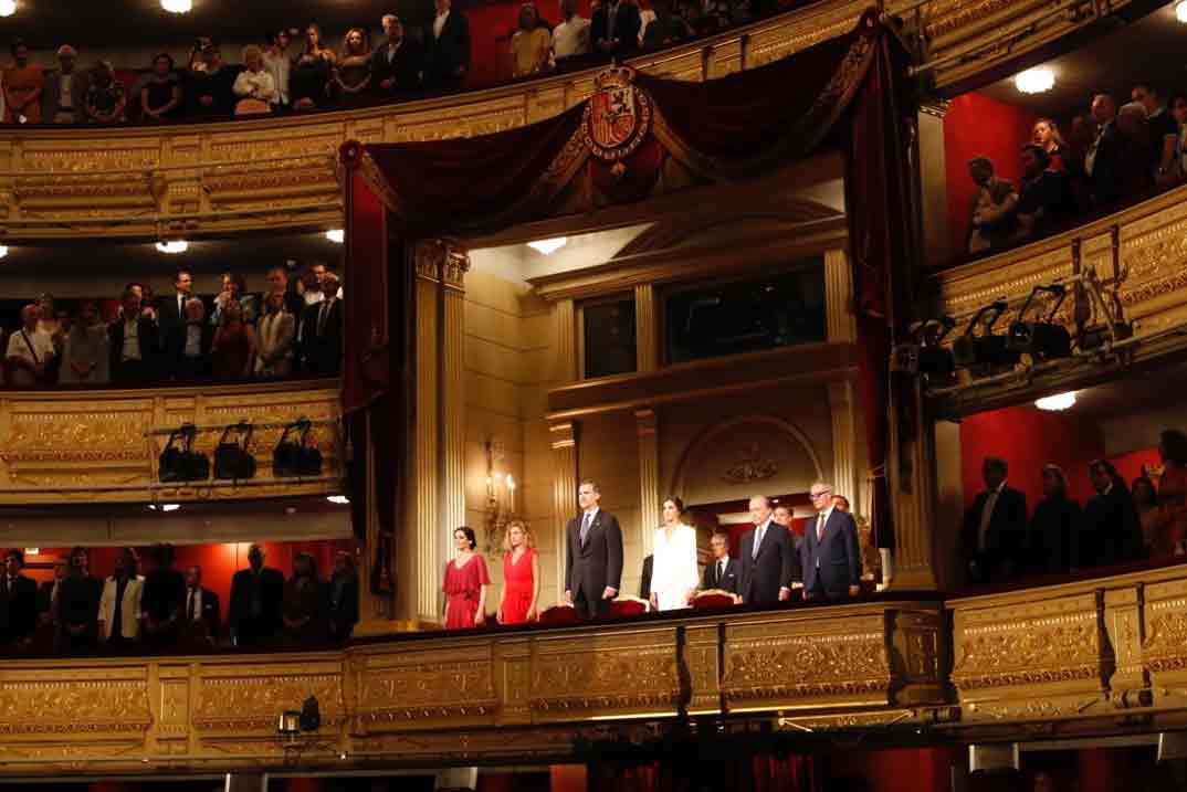Reyes Felipe y Letizia Inauguración de la Temporada 2019/2020 del Teatro Real © Casa S.M. El Rey