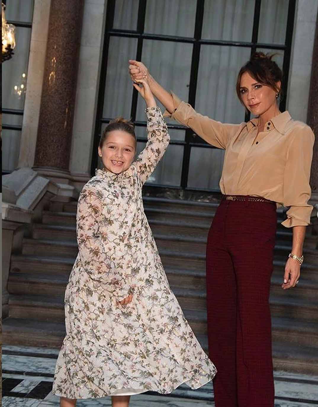 Victoria Beckham y Harper Seven © Instagram