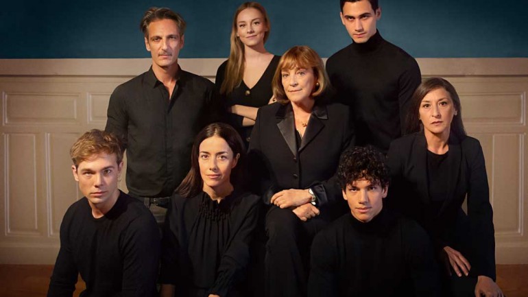 Primera imagen de «Alguien tiene que morir», protagonizada por Carmen Maura