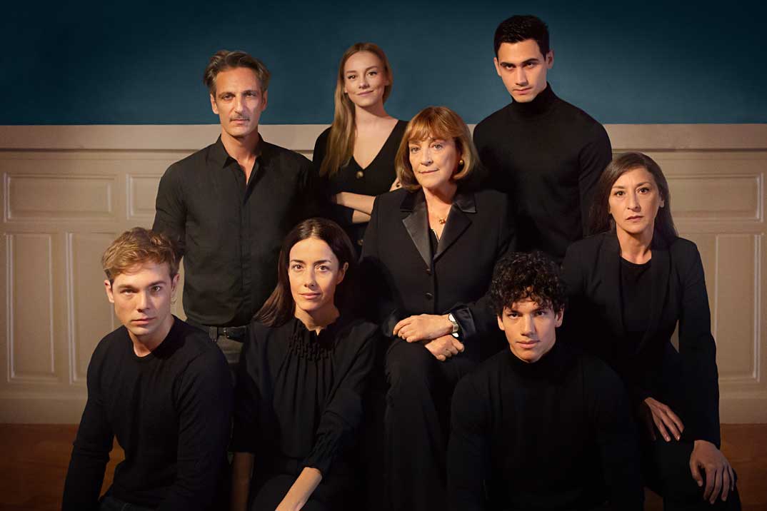 Primera imagen de «Alguien tiene que morir», protagonizada por Carmen Maura