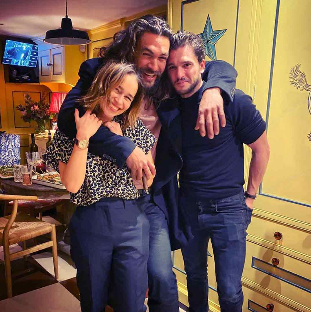 Emilia Clarke, Jason Momoa y Kit Harington © Instagram