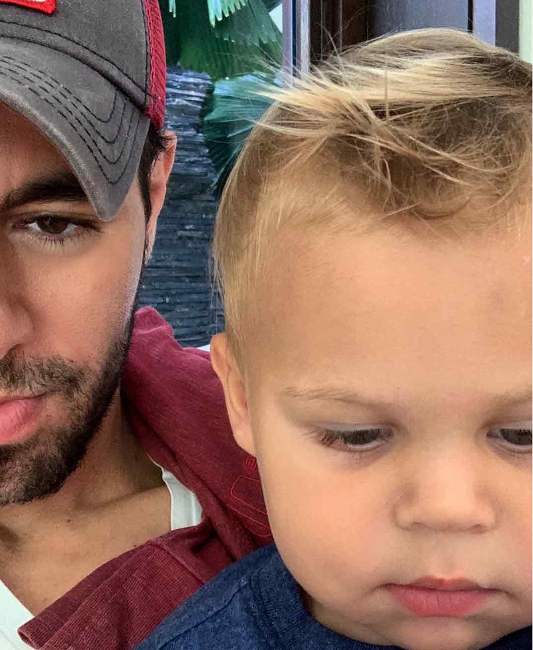 Enrique Iglesias con su hijo Nicholas © Instagram