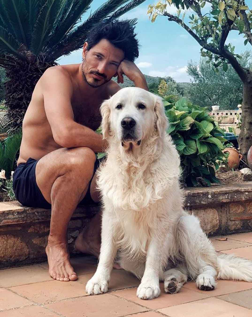 Andrés Velencoso © Instagram