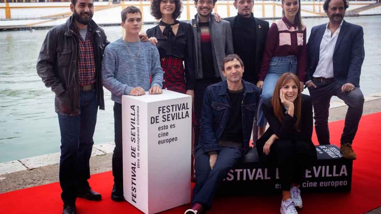 Así ha sido el estreno de la segunda temporada de «La Peste» en Sevilla