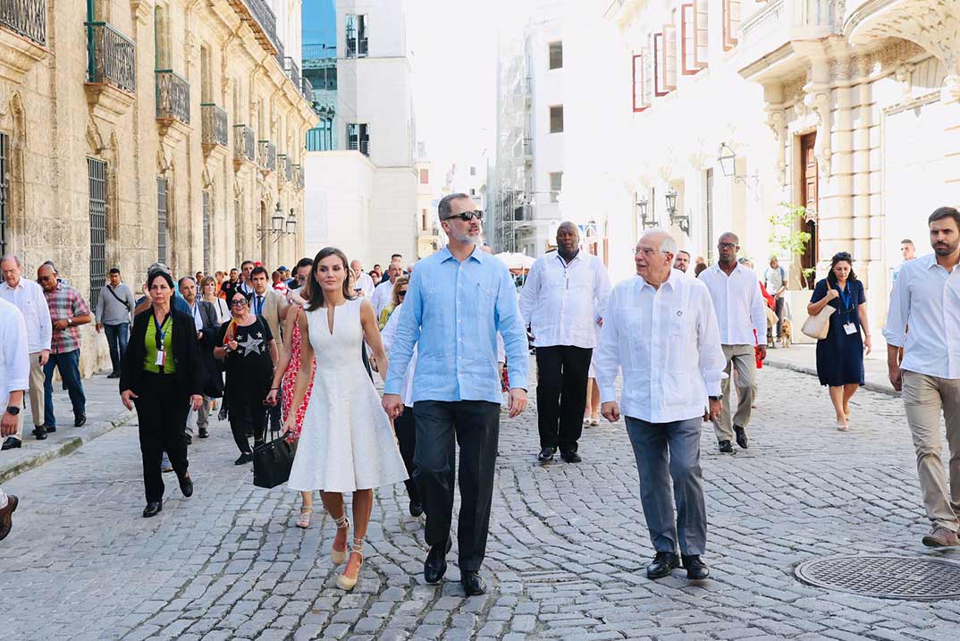 El paseo de los Reyes por las calles de Cuba