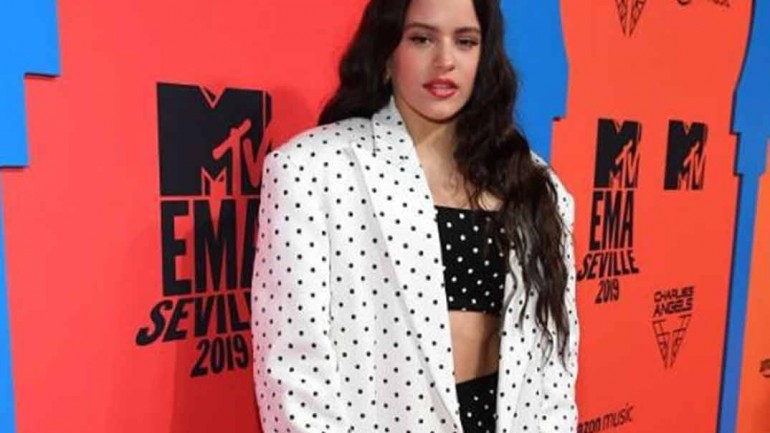 Rosalía triunfa en Sevilla en los MTV EMAs